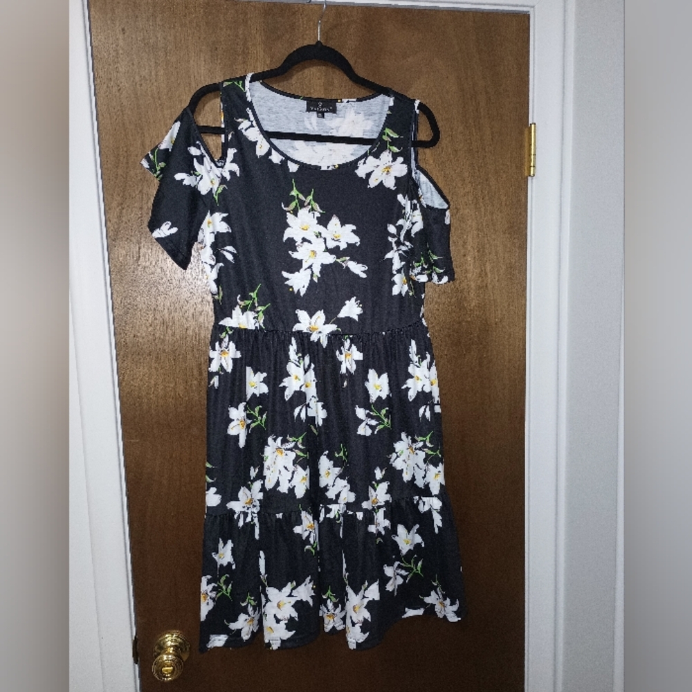 Floral Cold Shoulder Dress‎ with pockets XL